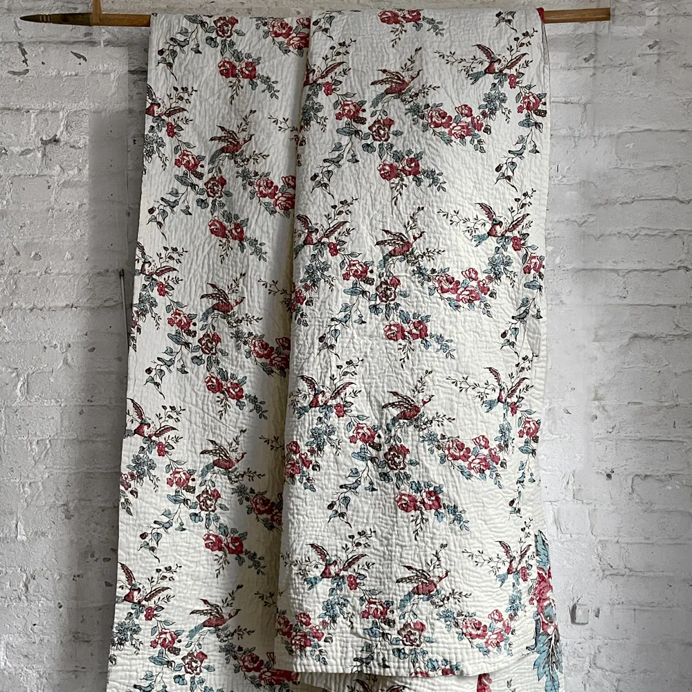 "18 c. French Floral" King Bedcover