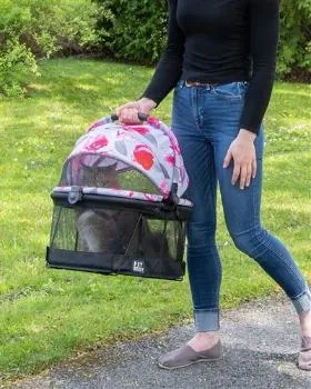 VIEW 360 Pet Carrier & Car Seat